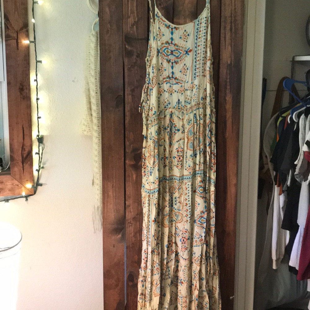 Maxi dress - Picture 1 of 5
